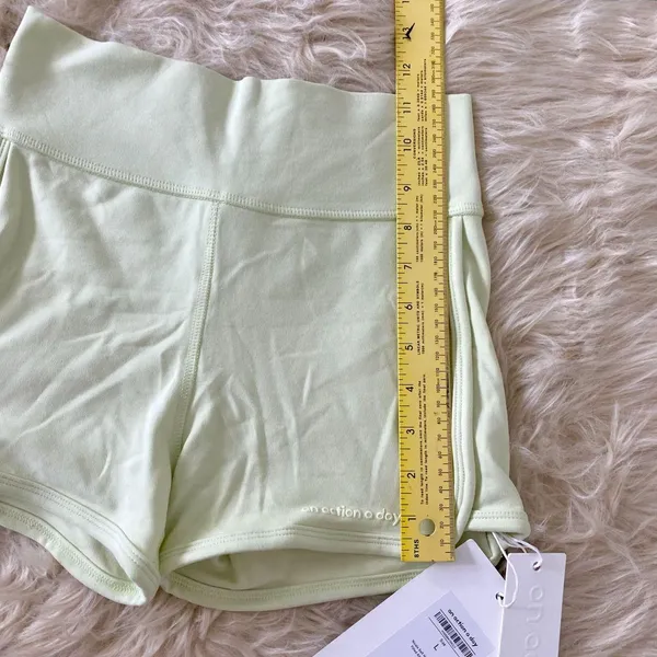 NWT Nicole Soft High-Waisted Fitted Athletic Shorts Bike Short Light Chartreuse - Image 7
