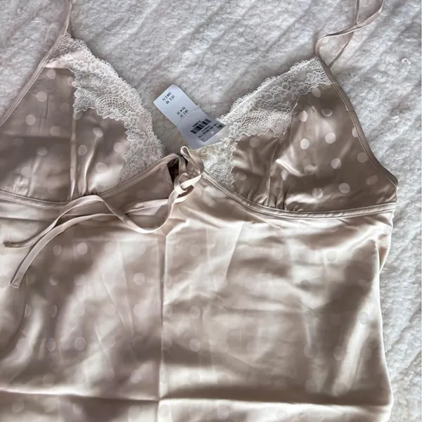 NWT Abercrombie-fitch Women's Cream and Tan Dress - Image 2