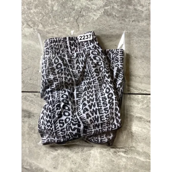Niyama Sol Womens Sport Short Awesome Black White Leopard Print Small NEW - Image 9