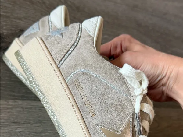 Golden Goose Ballstar Suede LIKE NEW - Image 6
