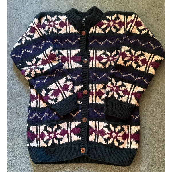 Artesanias ISHKA 100% Wool Cardigan One Size Medium Fair Isla Ecuador Made Boho - Image 4