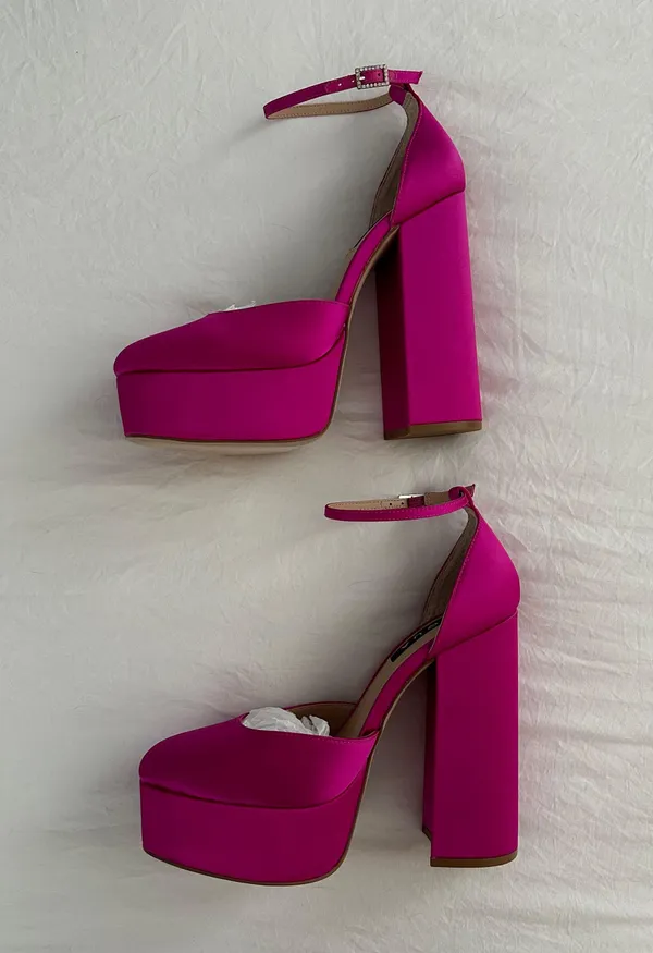 AQUA Hot Pink Platform Heels - - Image 3
