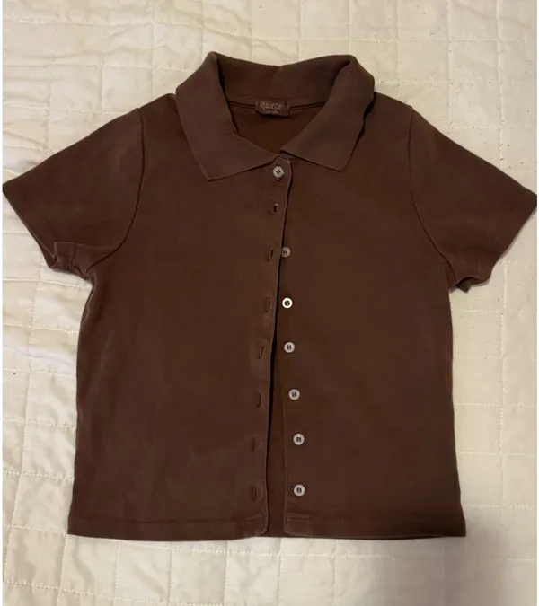 Brandy Melville Polo Cropped Shirt - Image 2