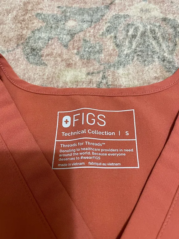 FIGS Catarina Scrub Top - Image 2