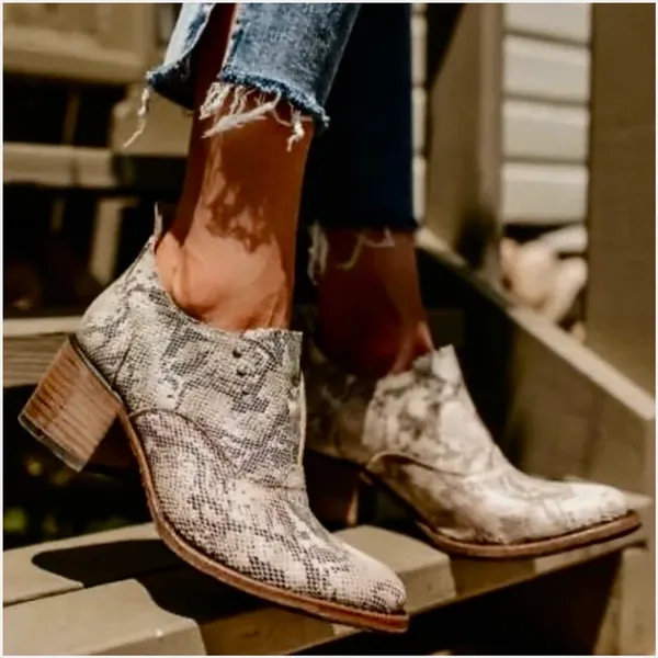 Freebird ‘Sadie’ Beige Snakeskin Embossed Leather Heeled Oxfords, Size 8 - Image 4