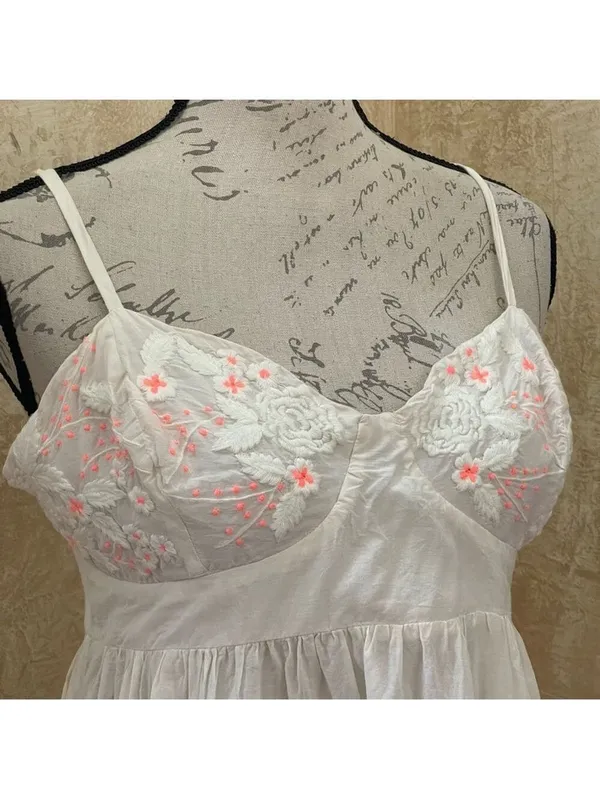 Free People embroidered mini dress Coquette sweetheart babydoll white pink Sz M - Image 4