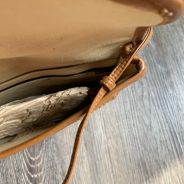 Vintage Meyer’s Tan Crossbody Purse - Image 5