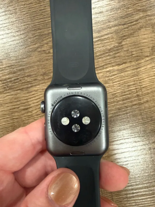 Apple Watch Series 3 - Image 2