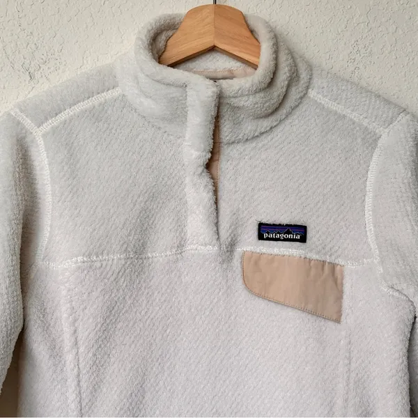 Patagonia Off-White Fleece with Tan Pocket Polartec size XS - Image 11