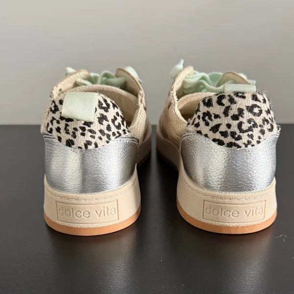Dolce Vita Cream and Silver Women's Sneakers Sz‎ 6 - Image 3
