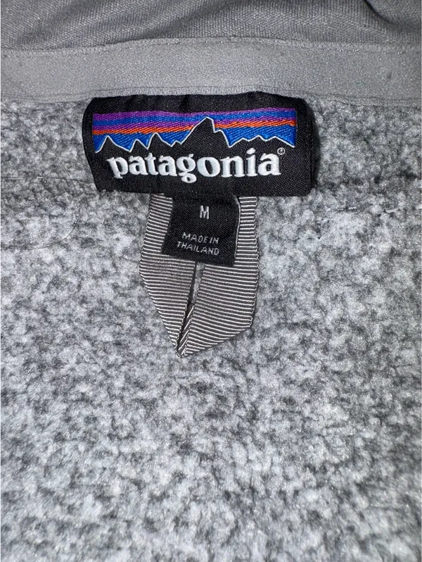 Women’s Patagonia Pullover 1/4 Zip Like New Size Medium - Image 6