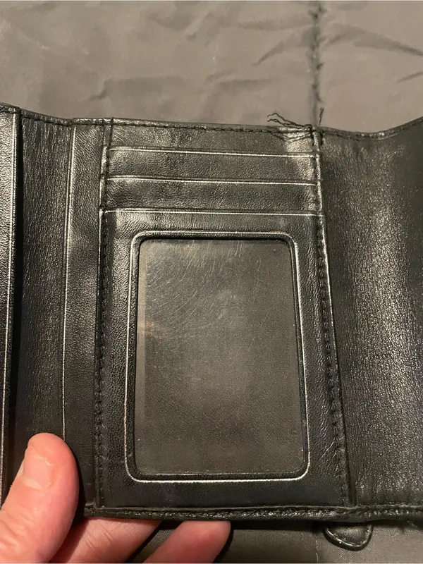 Vintage Coach Black Signature Canvas Trifold Wallet - Image 4