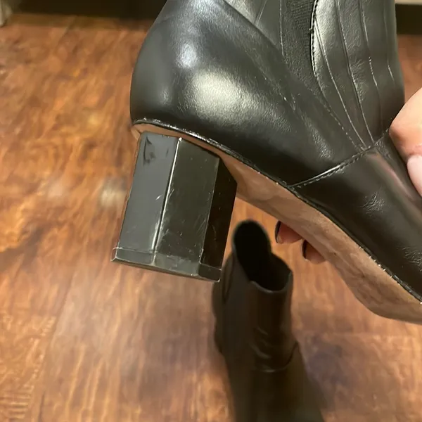 Donald J Pliner Fate leather ankle booties - Image 10