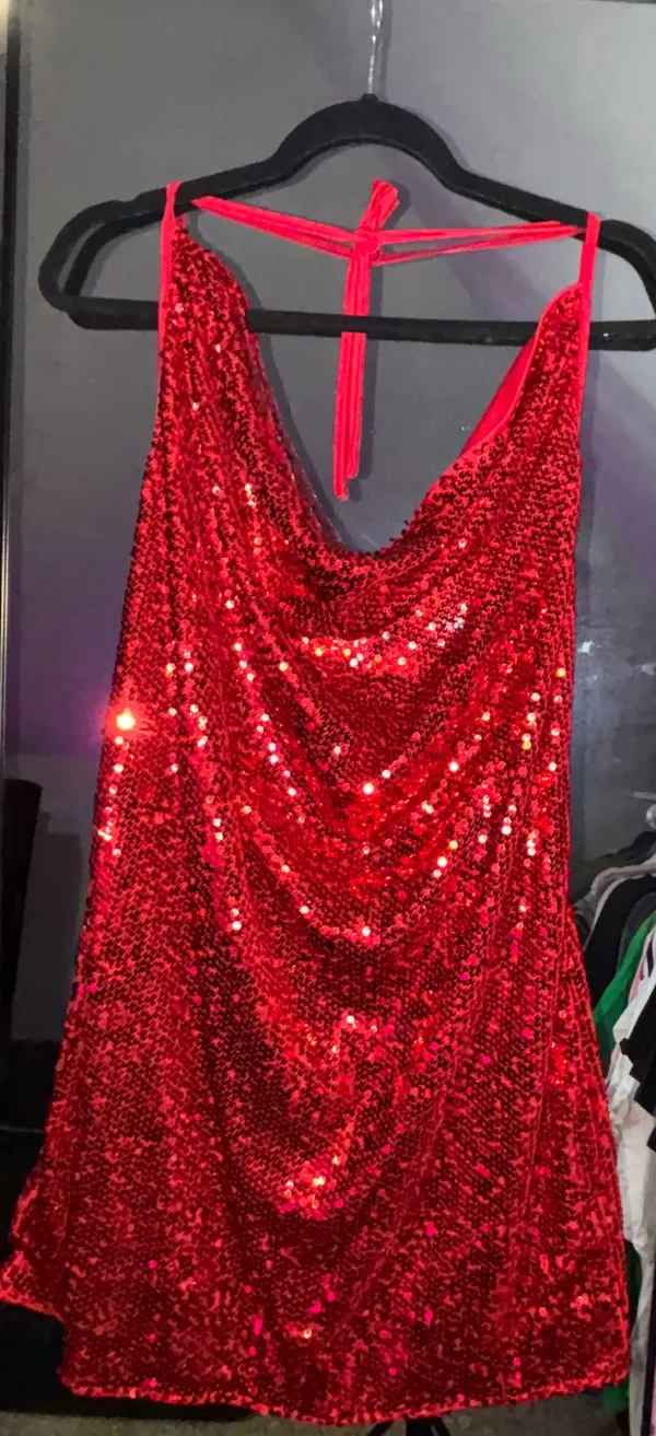 Red Sequin party dress - Image 4
