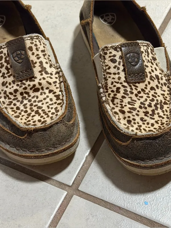 Ariat Women Western Brown Cruiser Slip-On Loafers Leather Cheetah Print Hair 5.5 - Image 2