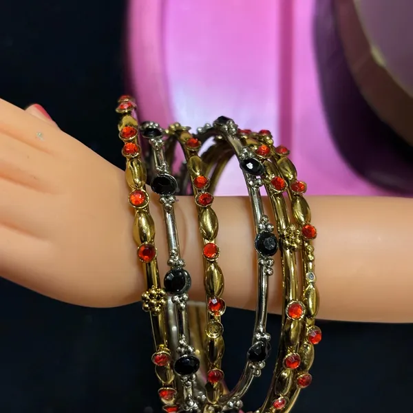 Elegant Gold and Blue Bangles set+Red Gold Bangles,EYECATCHING studded bangles Size XXS - Image 3