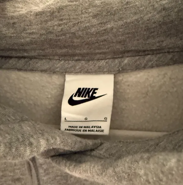 Nike Sweatshirt Hoodie - Image 2