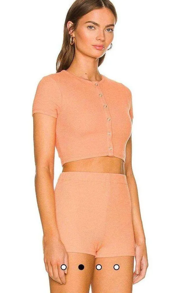 NEW  TOP XS - Image 2