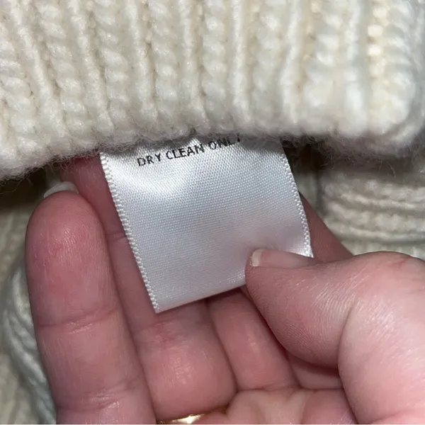 Apiece‎ Apart Cream Crewneck Wool Sweater APPROX. Size LARGE No Size Tag *FLAWED - Image 4