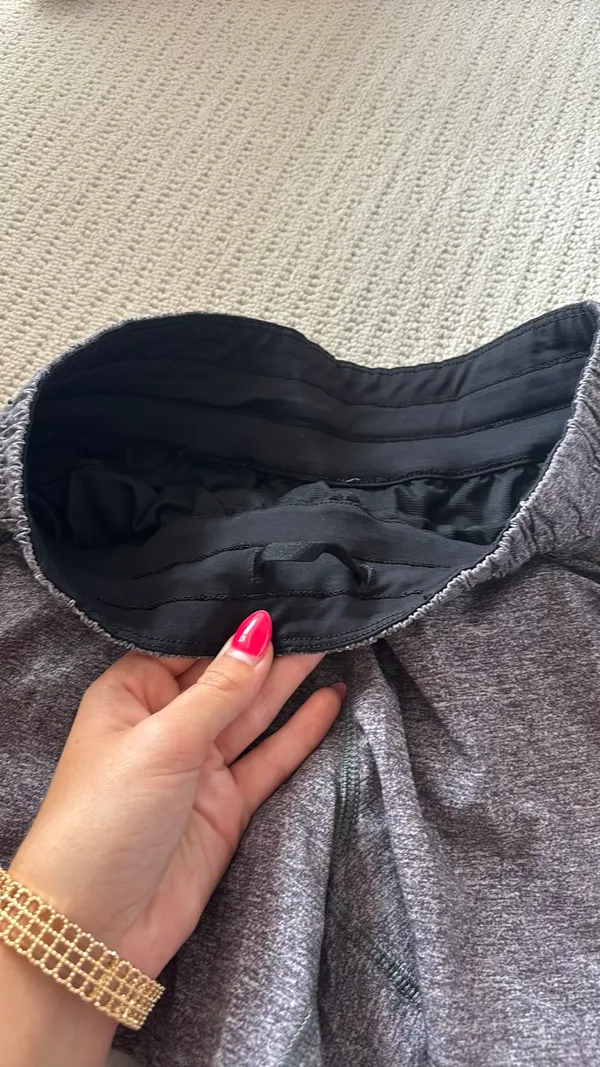 gray lululemon shorts - Image 3
