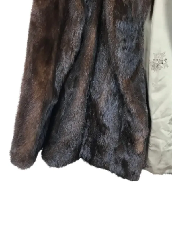 The House of Quality Furs Dark Brown Vintage Mink Fur Jacket with Pockets - Image 3