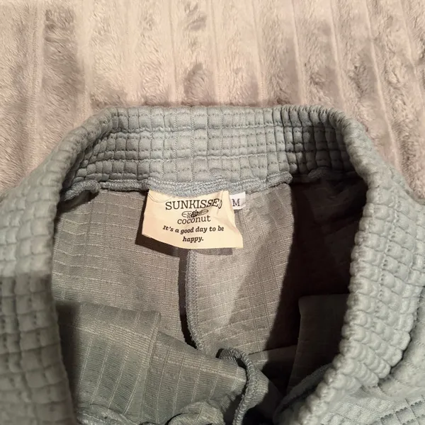 Sunkissed Coconut‎ Mint Green Waffle Knit "Sunkissed" Shorts Size Medium - Image 3