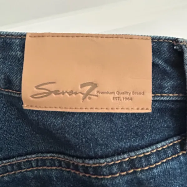 Seven7 Slim Straight Jeans Dark Blue Size 4 - Image 10