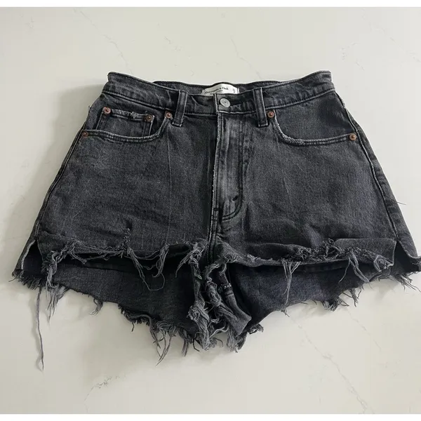 Abercrombie & Fitch Curve Love Black Cutoff Shorts High Rise Size 26/2 - Image 2