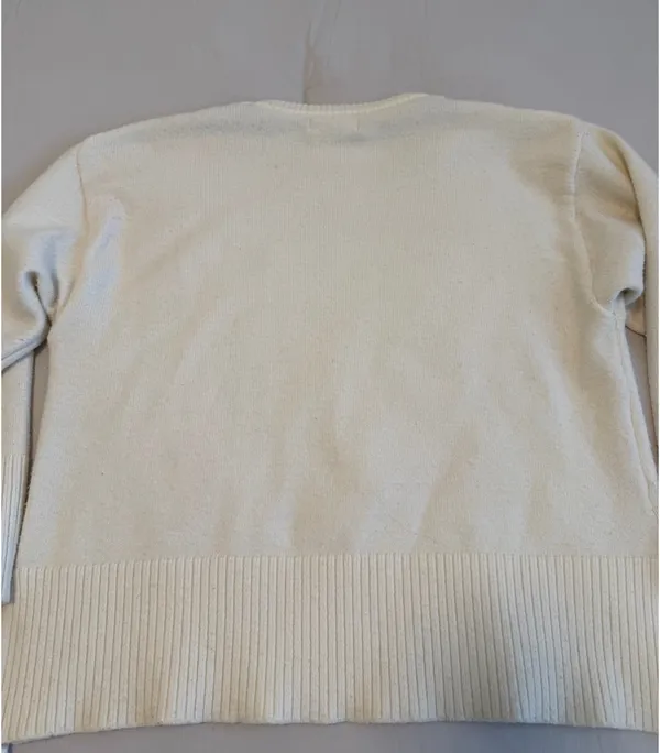 Off white oversized sweater  - Image 8