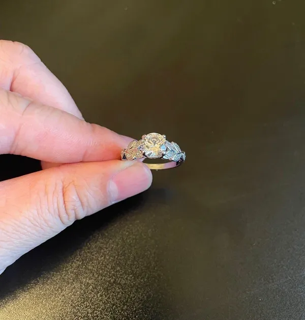 Austrian Crystal Silver Woman Ring Size 9 - Image 4