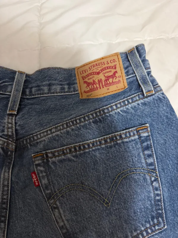 Levi’s 501 Denim Shorts - Image 3