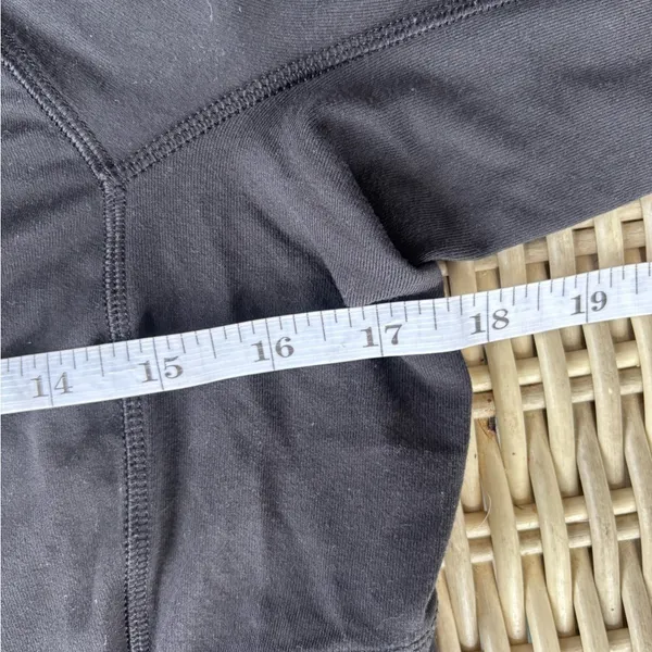 Lululemon It’s Rulu Long‎ Sleeve black Shirt 10 Athleisure streetwear workout - Image 8