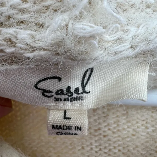 Easel hooded L eyelash sweater cream black stripes soft preppy v-neck neutral - Image 4
