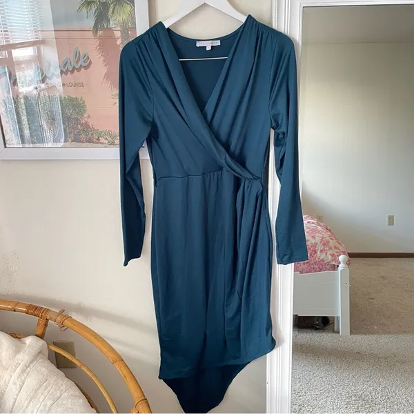 Baltic Born Babette Ruched Jersey Knit Knee Length Dress NO BELT - Image 2