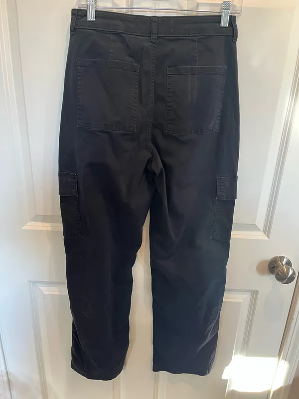 Hollister Black Cargo Ultra High Rise Dad Pants Size 5R / 27R ! - Image 5