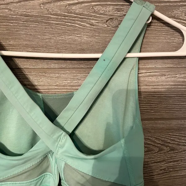 Lululemon cross straps tank top, Sz‎ 6, Mint green - Image 3