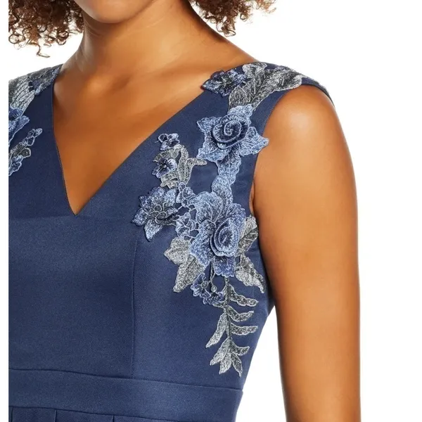 NWT CHI CHI LONDON Appliqué Fit Flare Party Dress Navy 4 - Image 3