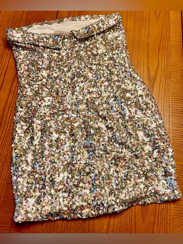 Mable Silver Allover Sequin‎ Bodycon Strapless Mini Dress Front Slit Size Large - Image 5