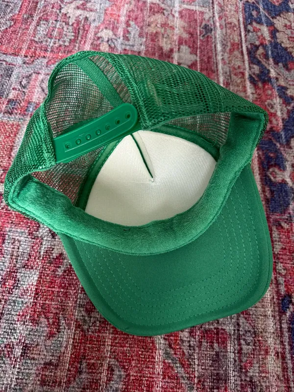 clare v ciao trucker hat Green - Image 4