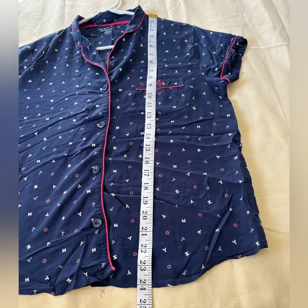 😴❤️Tommy Hilfiger women’s Pajama Set in Navy with Pink Trim Size L - Image 4