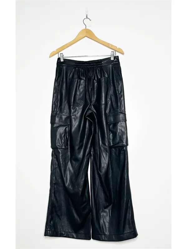 Urban Outfitters Black Faux Leather Wide Leg Cargo Pants Size Small - Image 4
