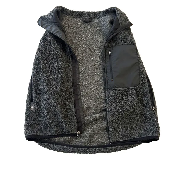 EXPRESS Sherpa Unisex Vest Grey Small Outdoor Winter Fall Layering Active‎ - Image 3