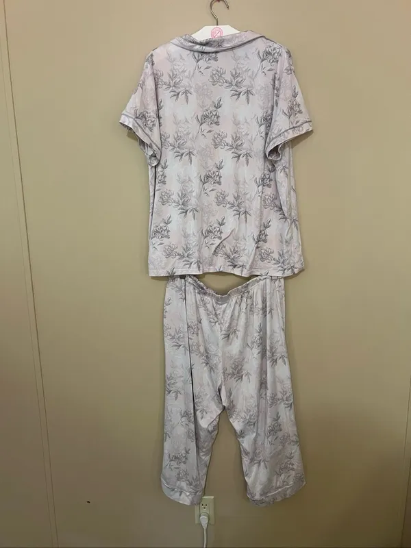 Tahari Patterned Pajama Set Womans Size XL - Image 9