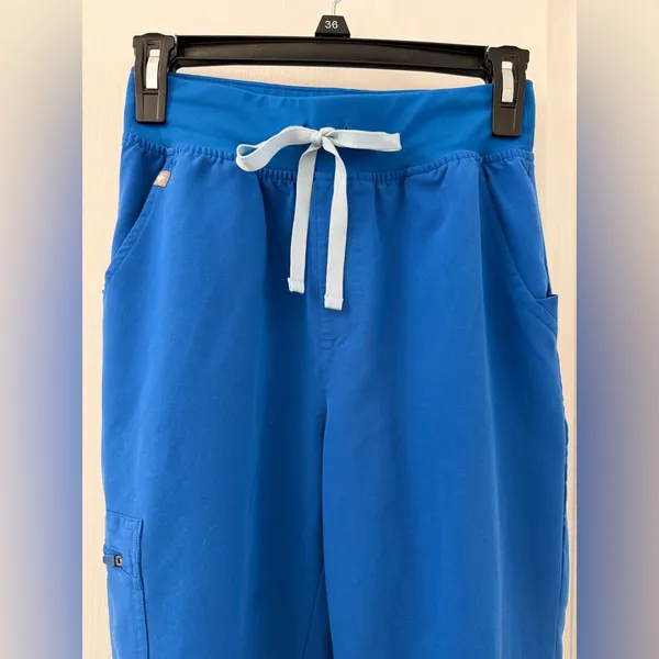 Figs High Waisted Zamora™ Jogger Scrub Pants 2.0 - Size XS - Image 7