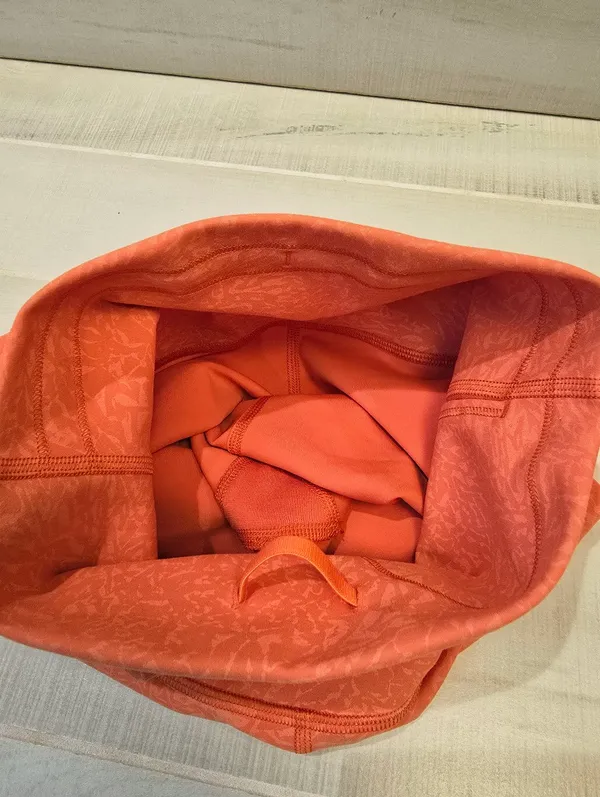 {2} Lululemon Wunder Train Crunch Warm Coral Orange Shorts - Image 10