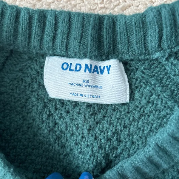 Old Navy Cozy Green Sweater - Image 2