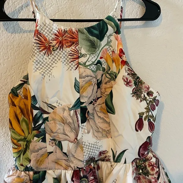 Anthropologie Dahlia Cameo Asymmetrical Peplum Coquette Floral Top Size L - Image 9