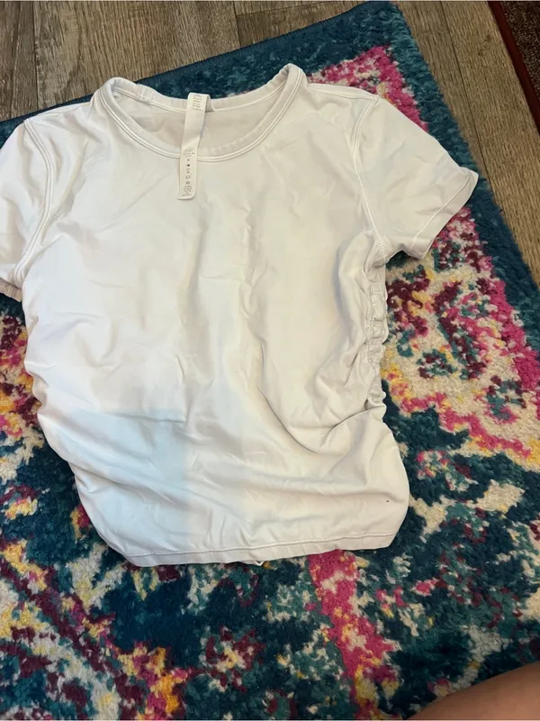 Lululemon ruched side tee size 2 - Image 6