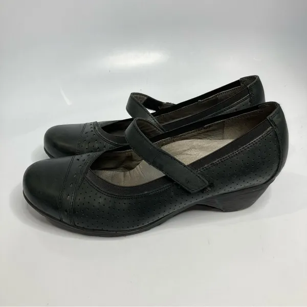 ABEO Noelle black leather Mary‎ Jane heels size 7 - Image 3