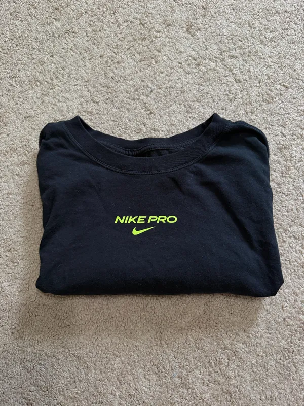 Nike Pro Crop Top - Image 4